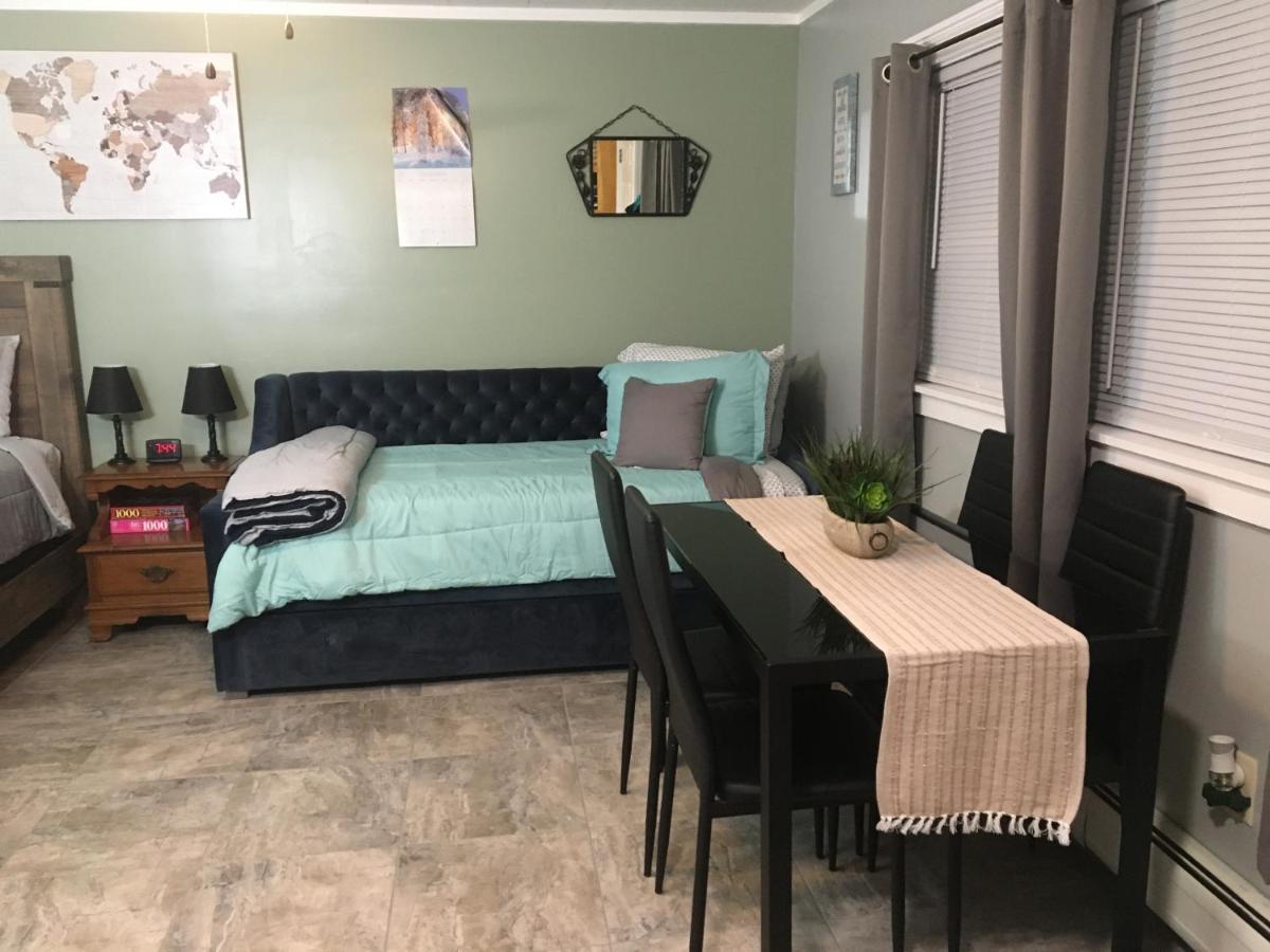Home Away From Home, Recently Renovated North Troy Exteriör bild